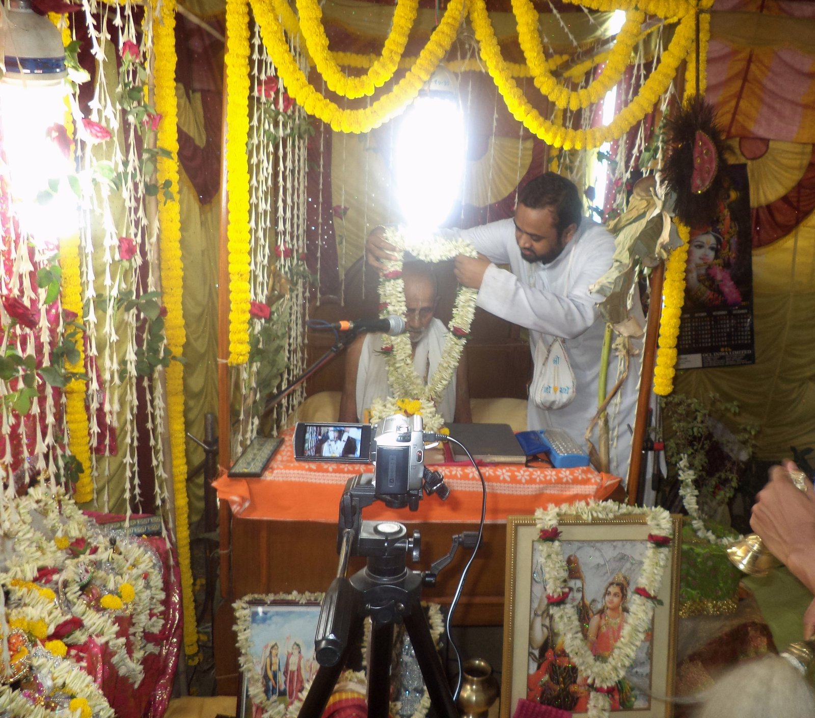 16 preaching program with gurudeva in asansol 2012.05.19 06.01  2